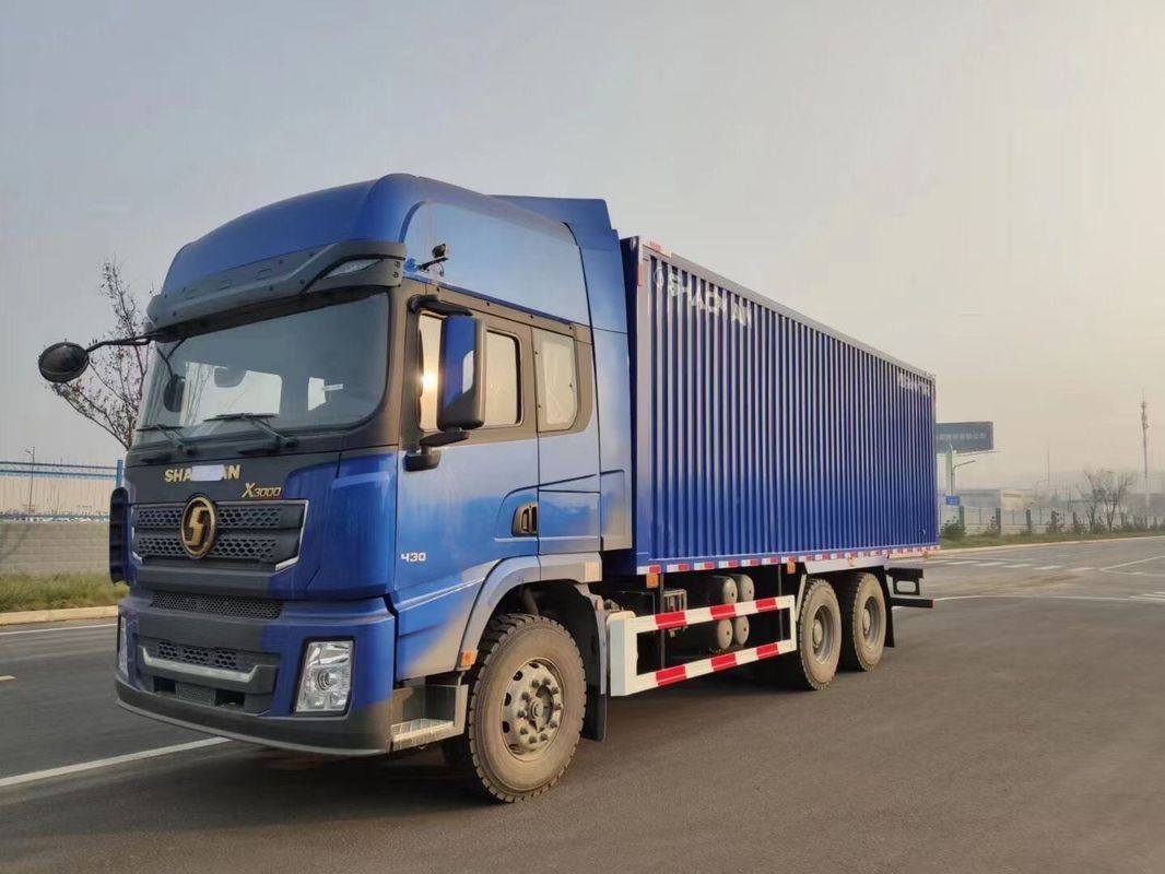 SHACMAN Wing Van Truck X3000 8x4 380Hp 10 Wheeler Wing Van Heavy Truck Transportation