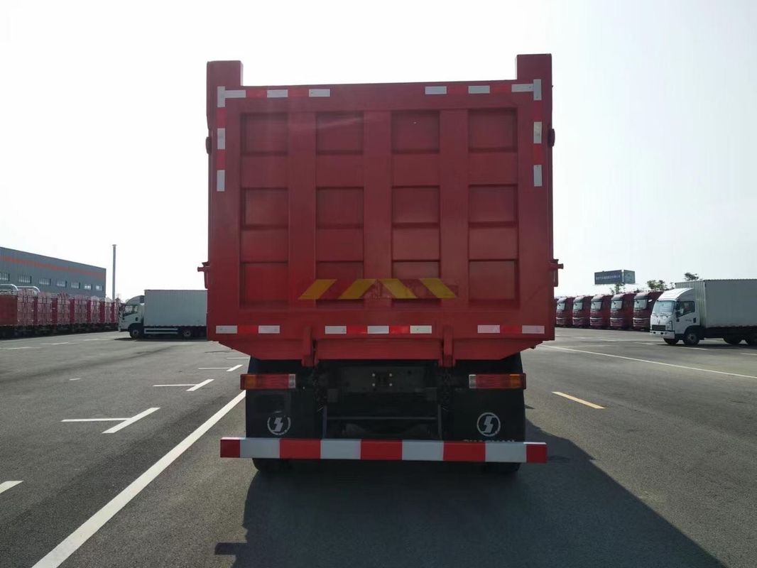 SHACMAN F3000 Heavy Duty Dump Truck with 9.5T /2*16 T Axle 300L Fuel Tank and Medium-length Flat Top Cabin