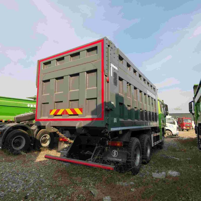 Super Singles Tires Heavy Dump Truck Diesel Engine Wheelbase 170 Inches Length 25 Feet