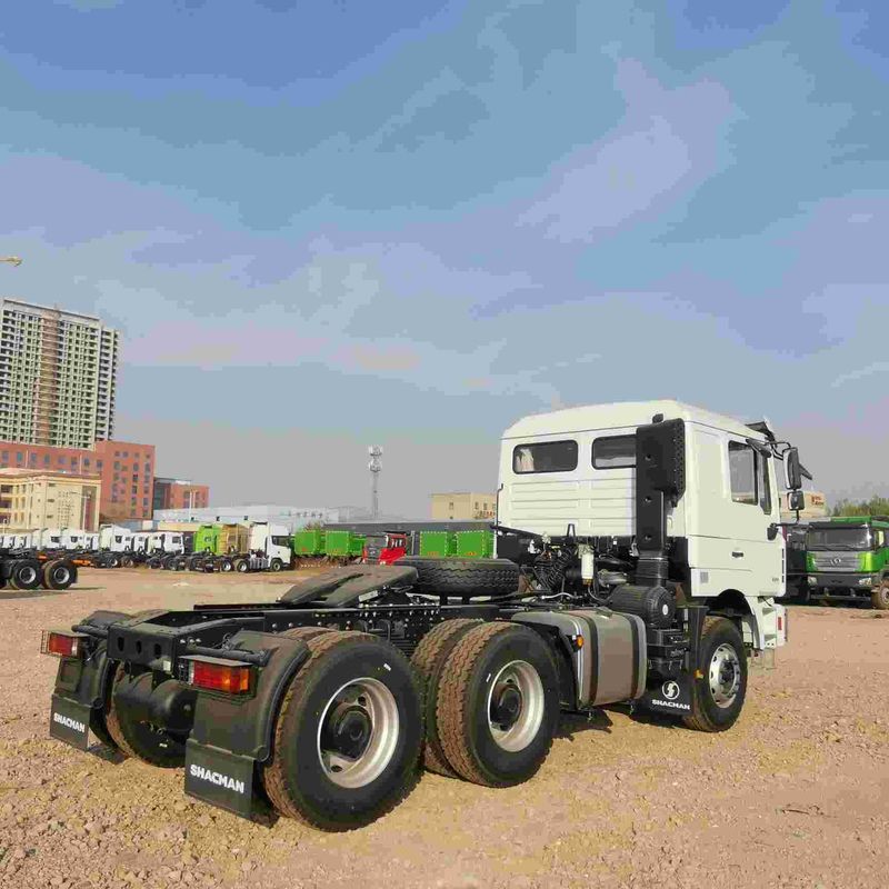 Red SHACMAN F3000 375HP Euro V 6-Wheel Tractor Head 4x2 WEICHAI Engine