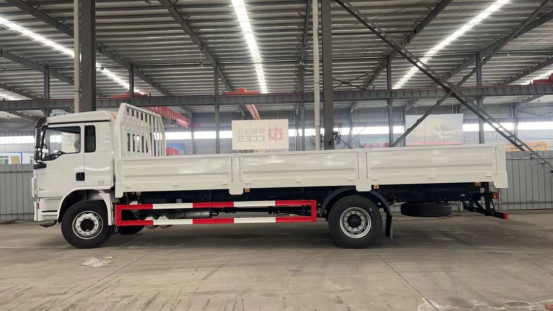 SHACMAN L3000 4X2 10 Tons Loading Capacity Cargo Truck 240HP Lorry Truck In Good Quality
