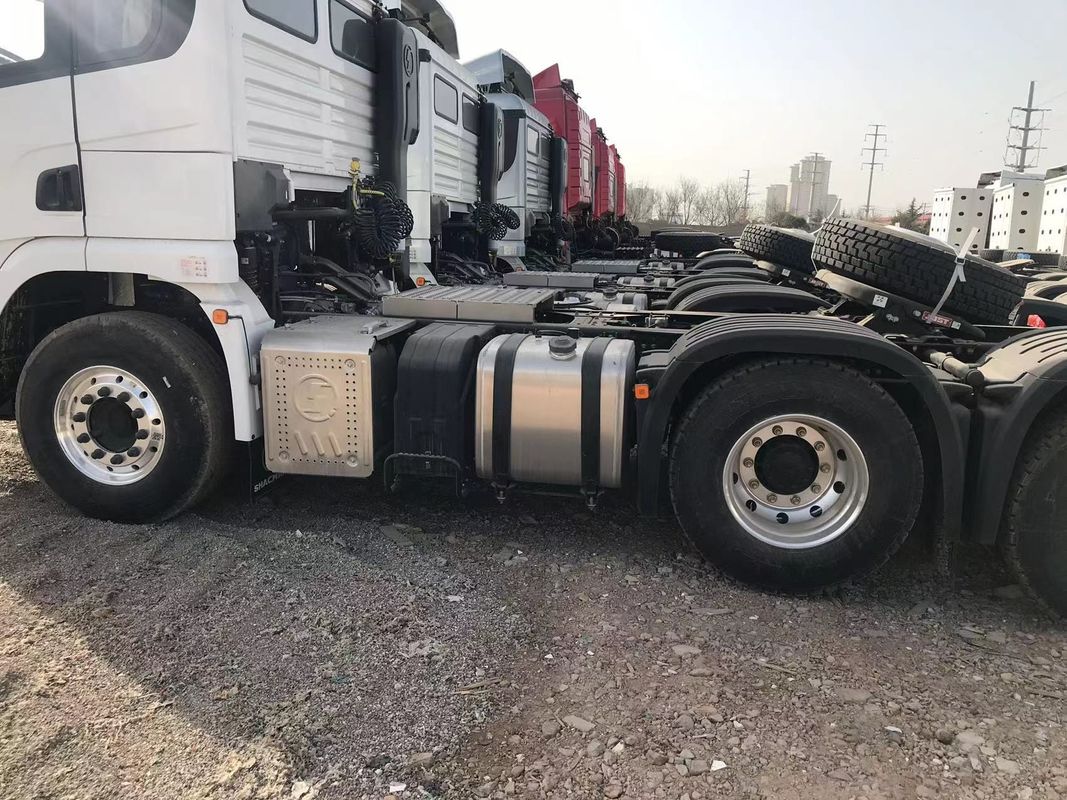 SHACMAN Tractor Head 450HP 6X4 X3000 Tractor Truck Right Drive For Tanzania