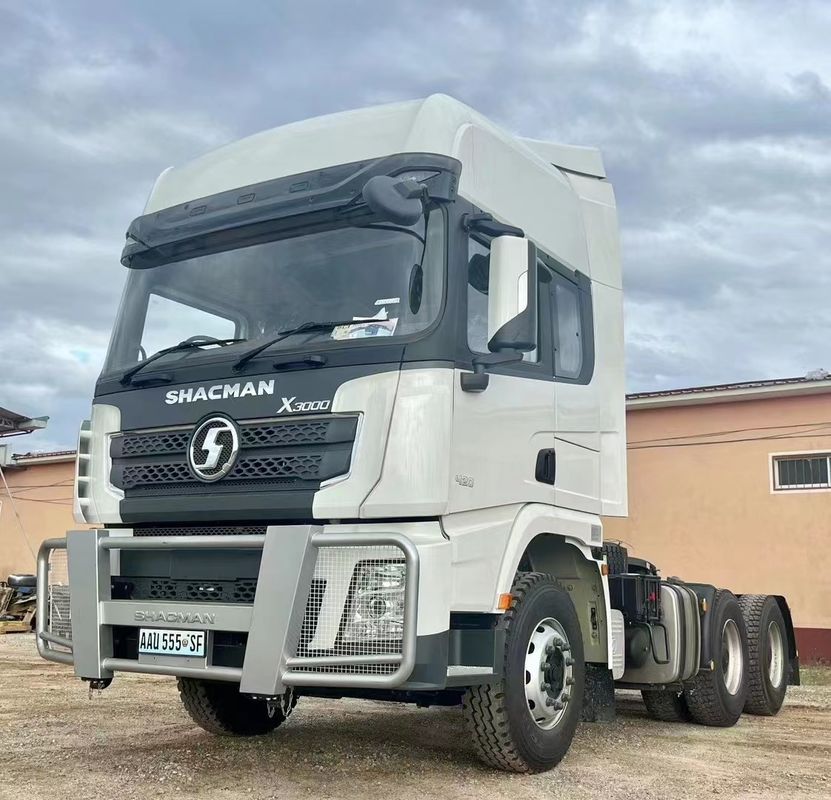 SHACMAN Tractor Head 450HP 6X4 X3000 Tractor Truck Right Drive For Tanzania