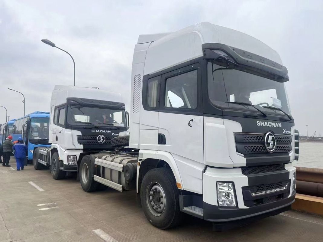 Manual Gear-change 10 Wheelers Tractor Truck SHACMAN 430hp X3000 4x2 Double Sleeper Cab Tractor Head