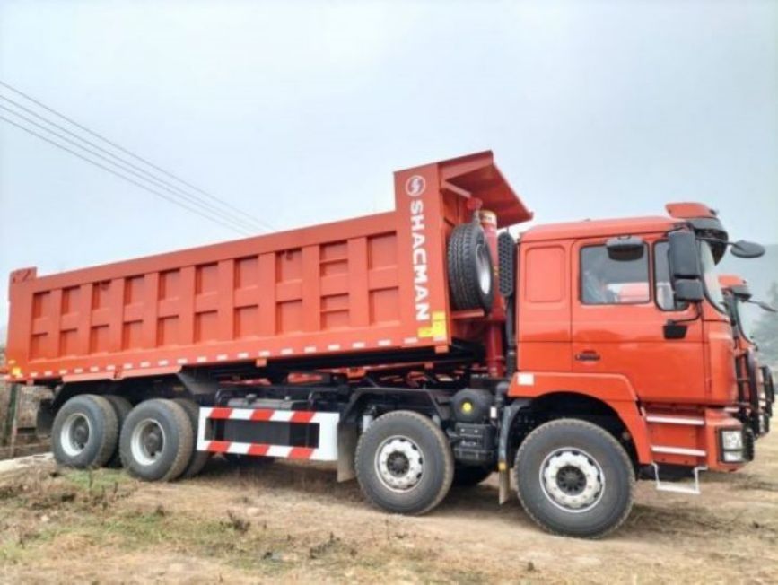 Heavy Dump Truck 20 Cubic Yards Dump Body Capacity 6x6 6x4 8x4 Drive Type
