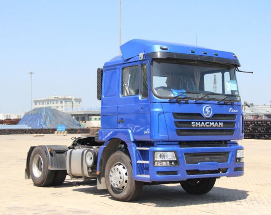 Red SHACMAN F3000 375HP Euro V 6-Wheel Tractor Head 4x2 WEICHAI Engine For Performance