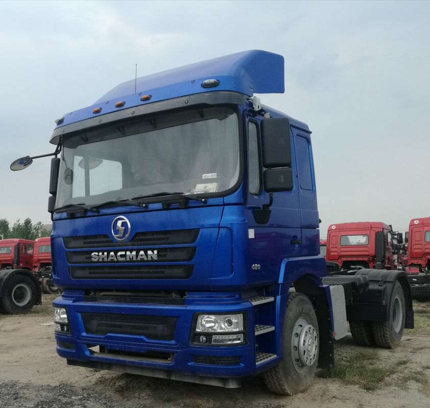 Red SHACMAN F3000 375HP Euro V 6-Wheel Tractor Head 4x2 WEICHAI Engine For Performance
