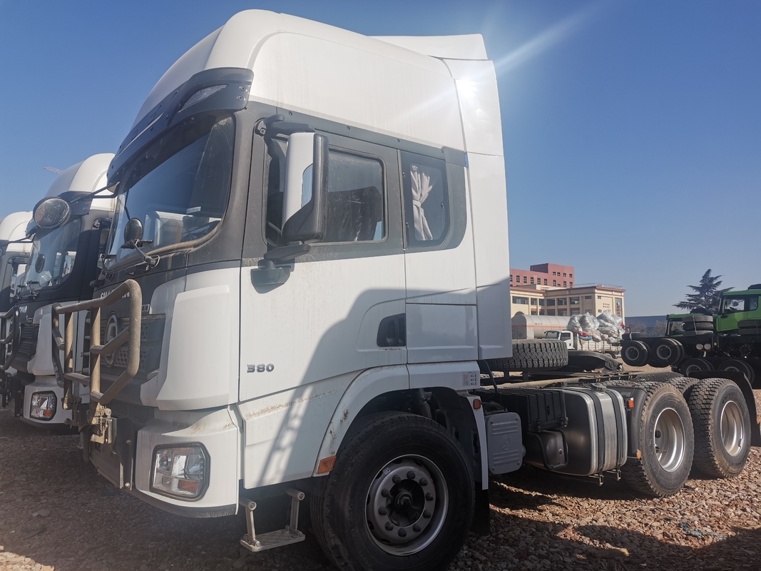 SHACMAN X3000 Tractor Truck 6X4 with SX42554V324 Model and 3775+1400 Wheelbase for 45～60/80 km/h Speed