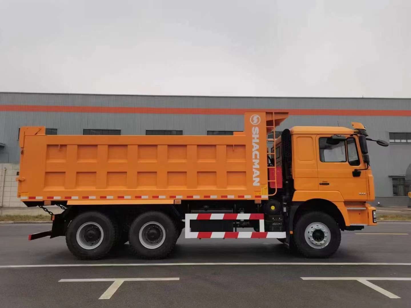 SHACMAN 3 Axle Dump Truck F3000 6x4 430HP EuroII 25 Ton Three Axle Dump